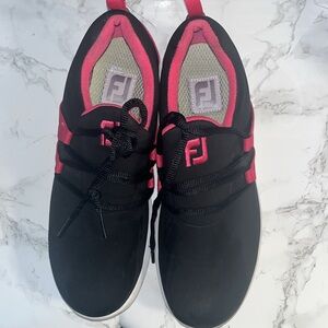 Footjoy Leisure slip on women’s golf shoes size 7.5